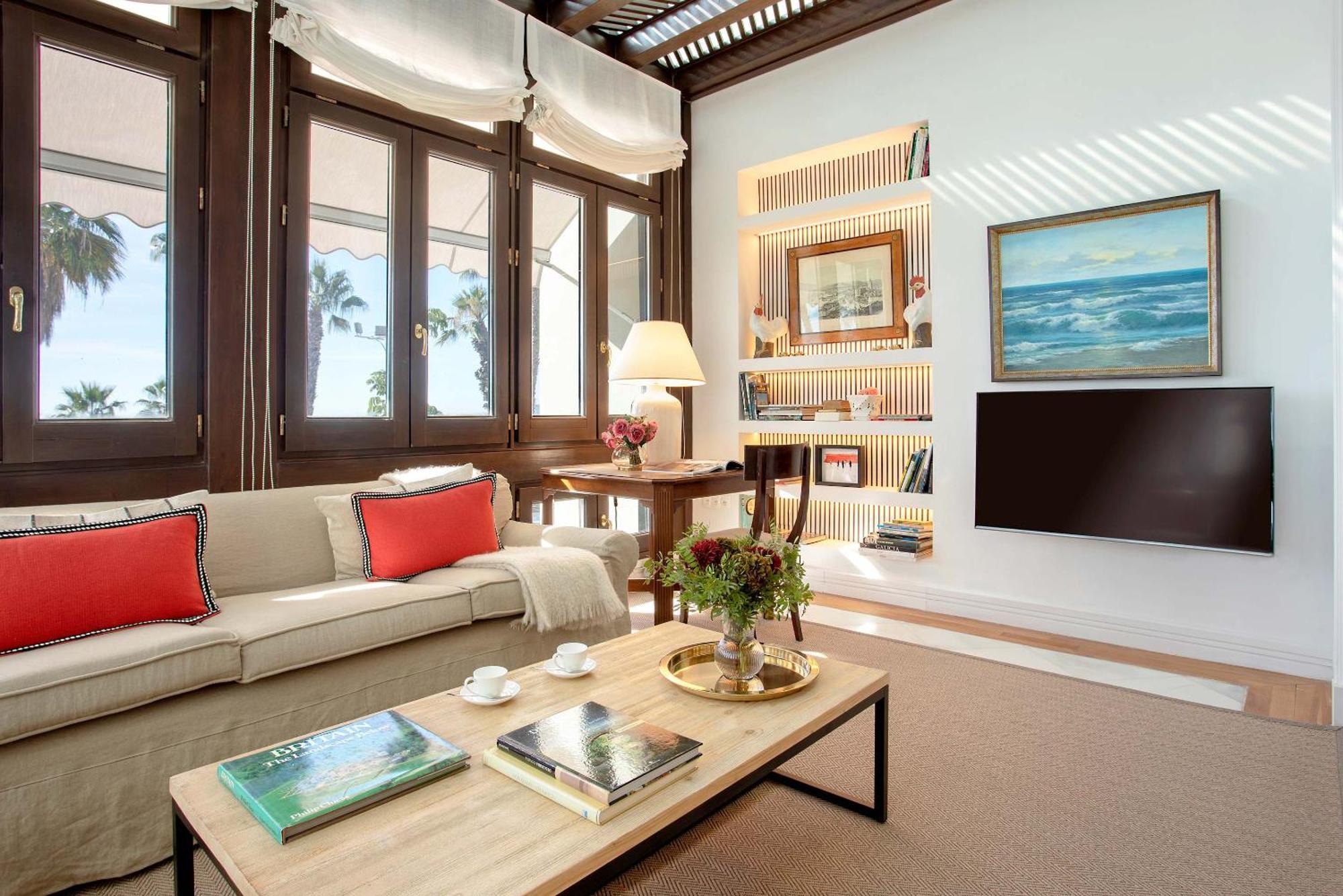 Genteel Home Paseo Maritimo Малага Экстерьер фото
